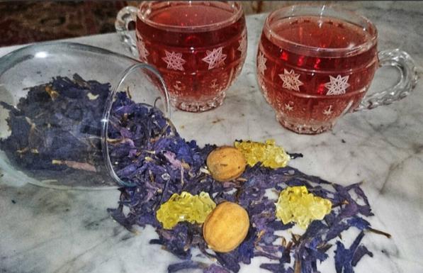 دمنوش گل گاوزبان نرم کننده مجاری تنفسی